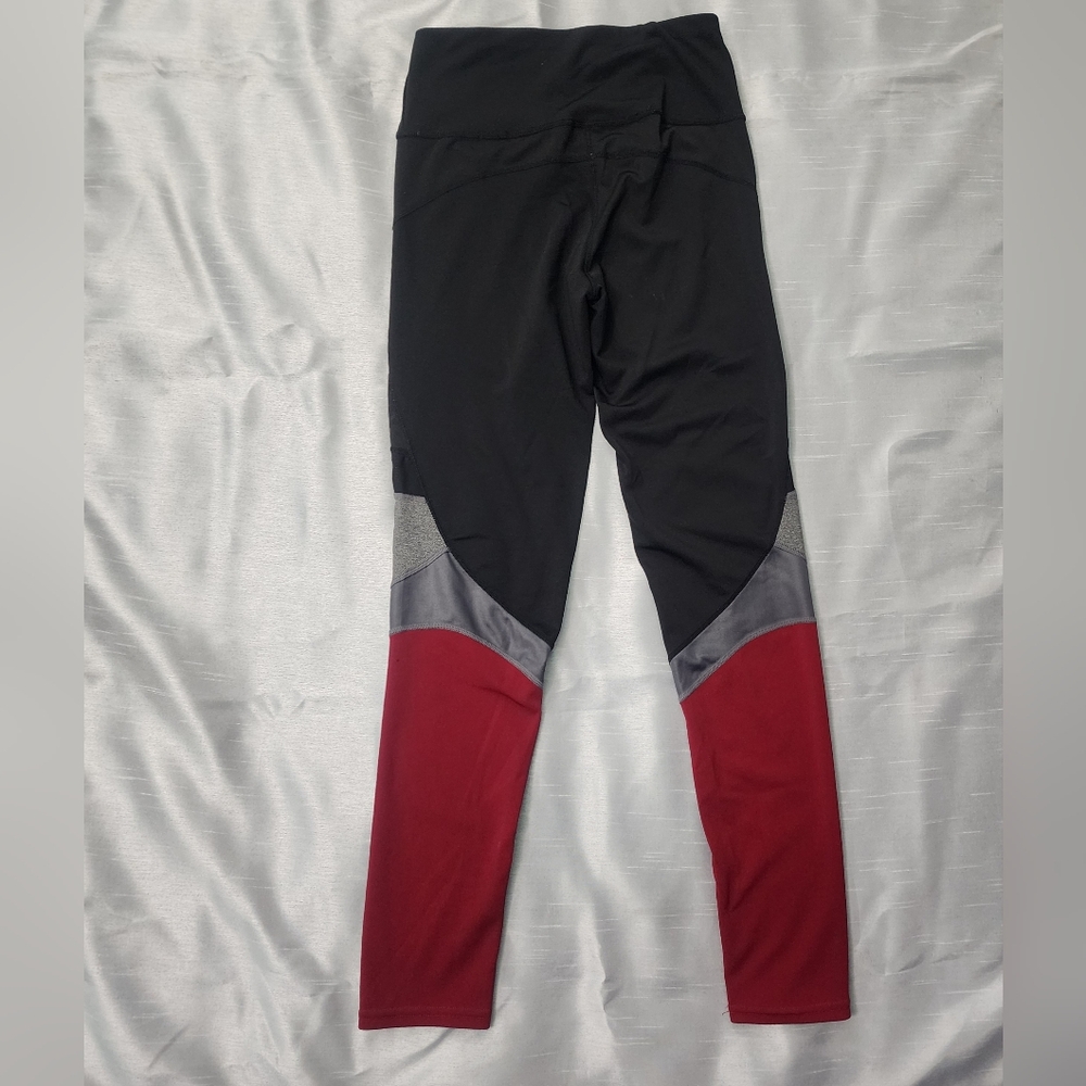Women’s Colorblock Leggings with Sheer Mesh Detail – Size S/M - Picture 3 of 5